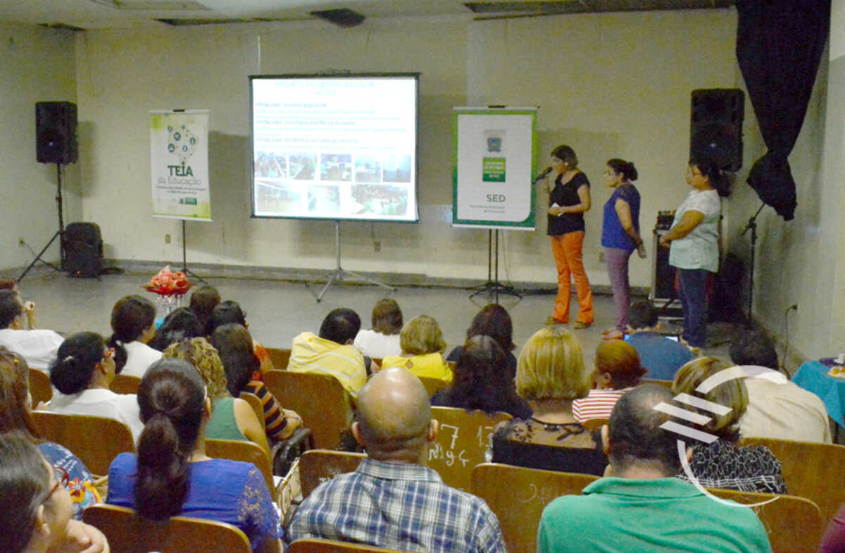 Encontro promove troca de experiências entre gestores das escolas