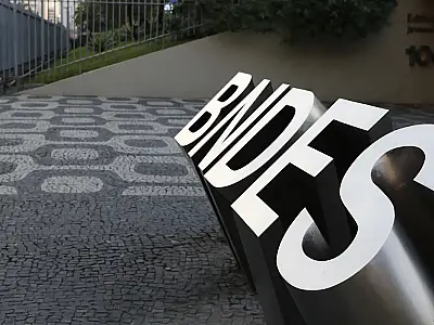 BNDES e banco dos EUA assinam acordo para investimentos no Brasil