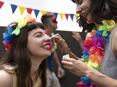 8 dicas para aproveitar a folia com responsabilidade e saúde