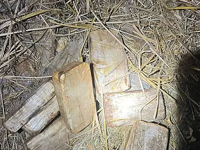PF descobre 37 kg de cocaína escondidos em aeroporto privado de Ladário