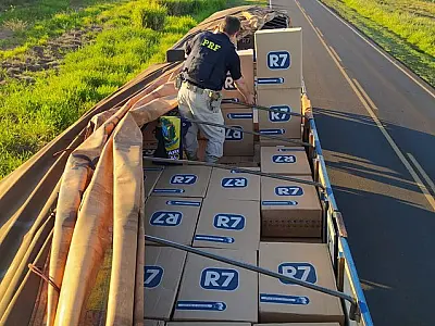 PRF apreende 600 mil maços de cigarros contrabandeados