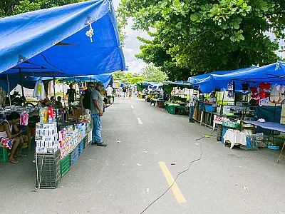 Feiras livres dos dias 24 e 31 de dezembro ocorrem na rua Ladário