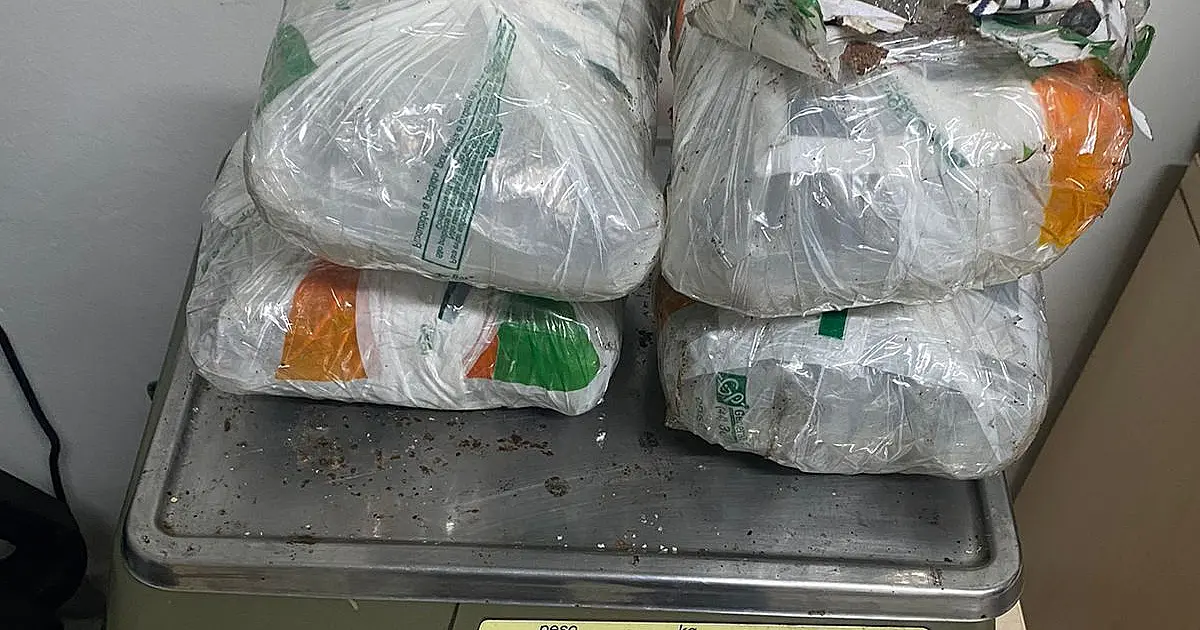 Brasileiro é preso com 2 kg de maconha que levaria para revender na Capital