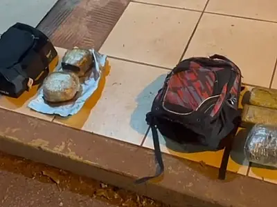 Dois passageiros são presos com 2,7 kg de maconha na BR 262