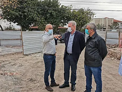 Luciano Costa aprova andamento das obras na Santa Casa