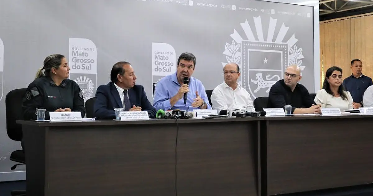 Plano de segurança do governo para as escolas inclui "botão de pânico" e ampliação do monitoramento