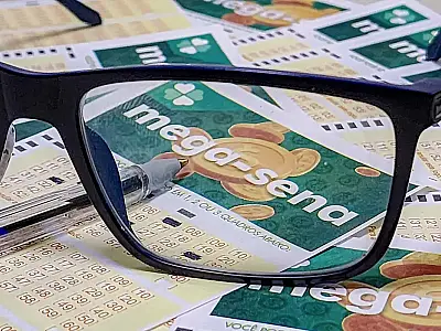 Mega-Sena acumulada sorteia prêmio estimado em R$ 105 milhões