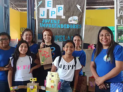 Estudantes de Corumbá expõem trabalhos na Feira Jovens Empreendedores