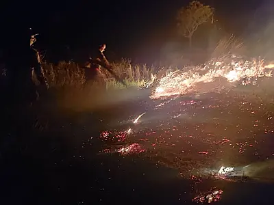 Chuva forte põe fim à incêndio de grande proporção na região do Nabileque