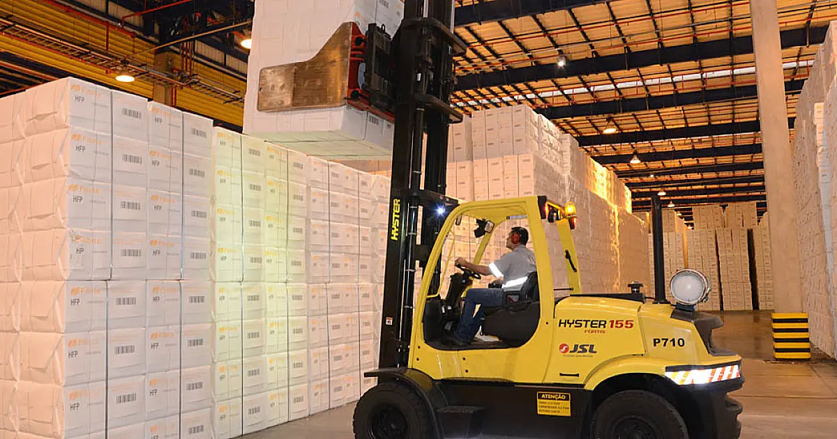 Abertura de empresas avança em MS com força de comércio e serviços