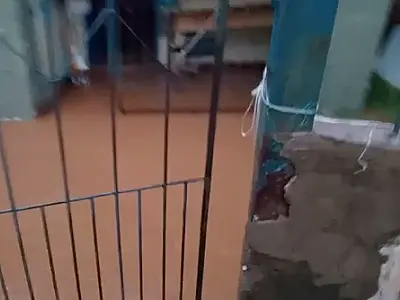 Chuva alaga duas casas em Corumbá