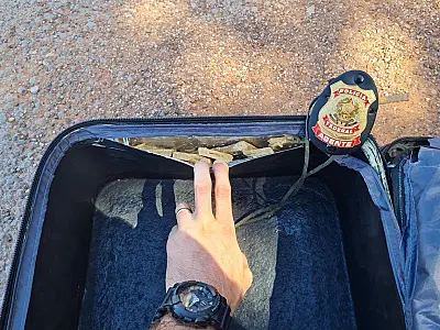 Dupla é presa com seis quilos de cocaína em carro de aplicativo