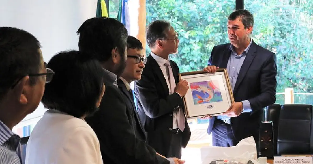 Riedel recebe cônsul do Japão para estreitar os laços culturais e promover integração