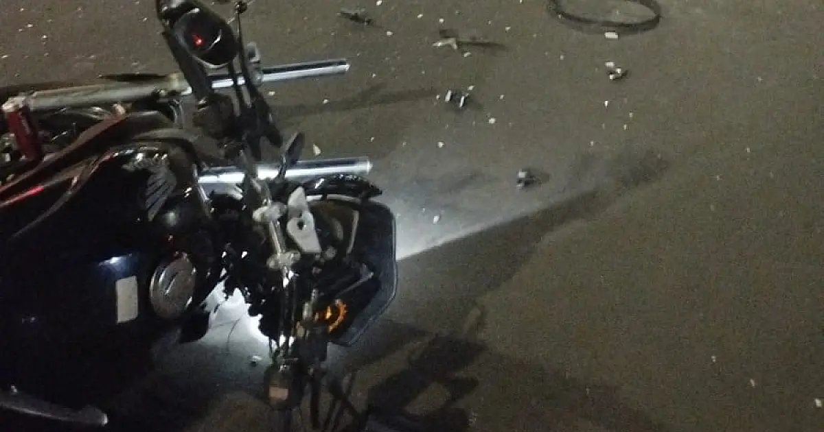 Colisão deixa motociclista ferido no centro de Corumbá