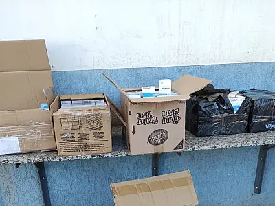 Motorista de aplicativo é flagrado com contrabando de medicamentos na fronteira