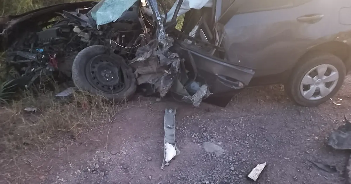 Boliviano é socorrido com fratura após colidir em caminhão na Ramon Gomes