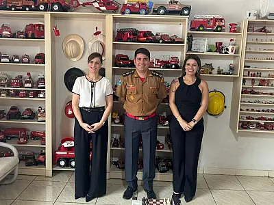 Delegadas da Alfândega em Corumbá firmam compromisso de atuação conjunta com Bombeiros