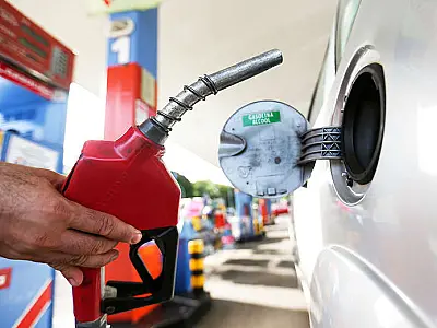 Gasolina pode pode ficar mais barata a partir desta quarta-feira (15)
