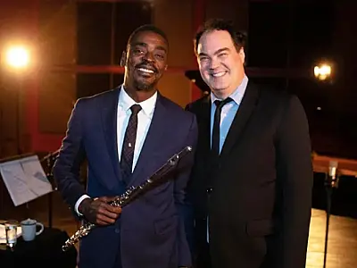 Show com Seu Jorge e Daniel Jobim vai arrecadar recursos para o Pantanal