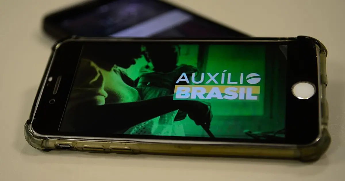Auxílio Brasil é pago hoje a beneficiários com NIS de final 8