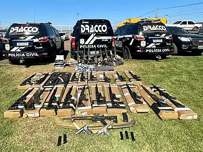 Ação contra empresário suspeito de venda ilegal de fuzis apreende 33 armas