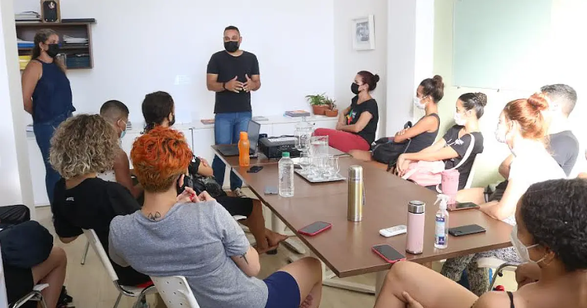 Cia de Dança do Pantanal participam de roda de conversa sobre o Cururu e Siriri