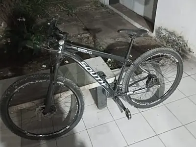Polícia Militar recupera bicicleta e impede furto de fios em Corumbá