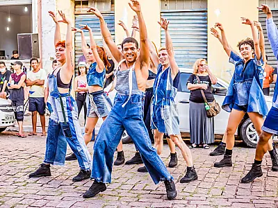 'Circuito Plataforme-se' traz espetáculos de dança e performances para Ladário