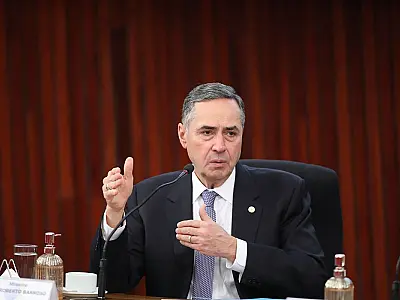 Maioria do STF mantém suspensão de piso da enfermagem