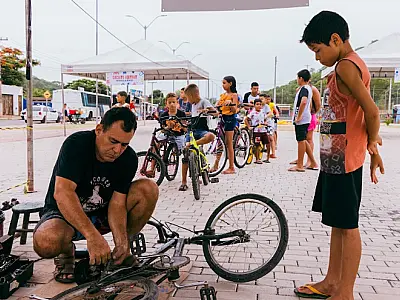 Praça do Cravo reuniu mais de 500 pessoas para discutir mobilidade urbana