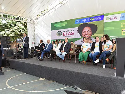 Na Caravana Brasil Pra Elas, Longen destaca oportunidades do Sistema S para as mulheres