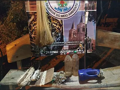PMA apreende embarcações e material de pesca ilegal no rio Aquidauana
