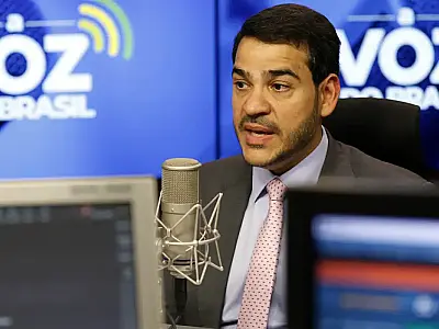Aposentados não precisam acionar justiça por valores do INSS, diz AGU
