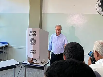 Reinaldo Azambuja vota na Capital e diz que vai concluir seu plano de governo até 31 de dezembro