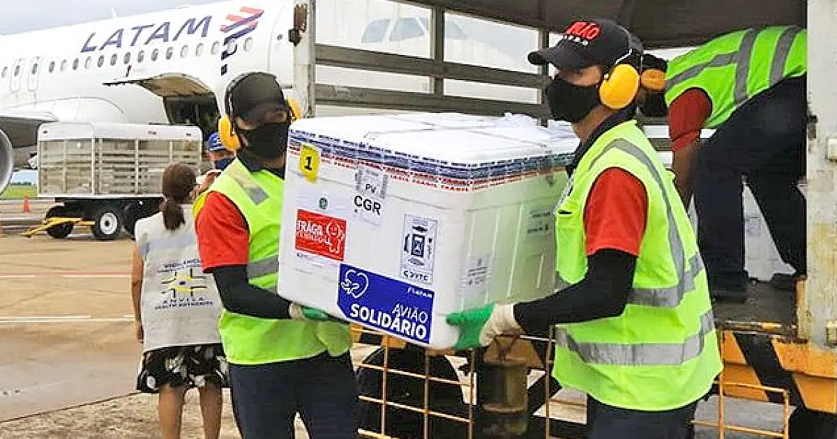 Municípios começam a receber doses da vacina bivalente contra Covid-19 na segunda (13)
