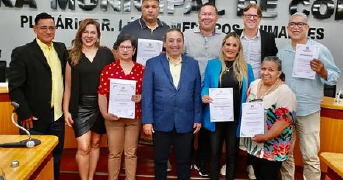 Personalidades que fazem o Carnaval de Corumbá são homenageadas na Câmara