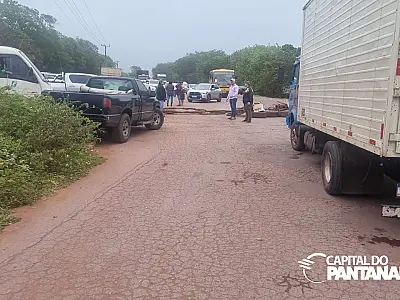Bloqueios na rodovias de MS faz Andorinha suspender viagens