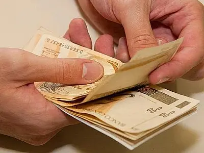 Salário dos servidores estaduais está disponível para saque