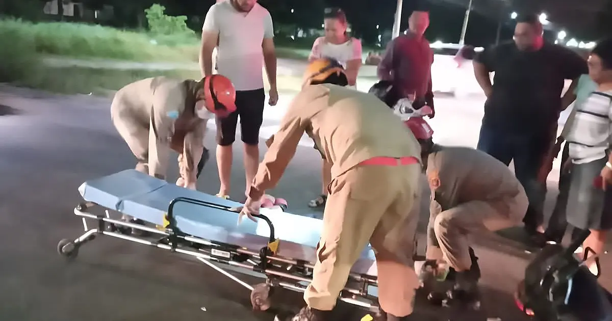 Motociclista é socorrido após colisão com carro próximo a ponte da Sete