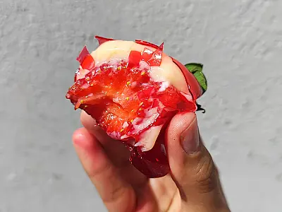 Morango do Amor impulsiona vendas das confeiteiras em Ladário