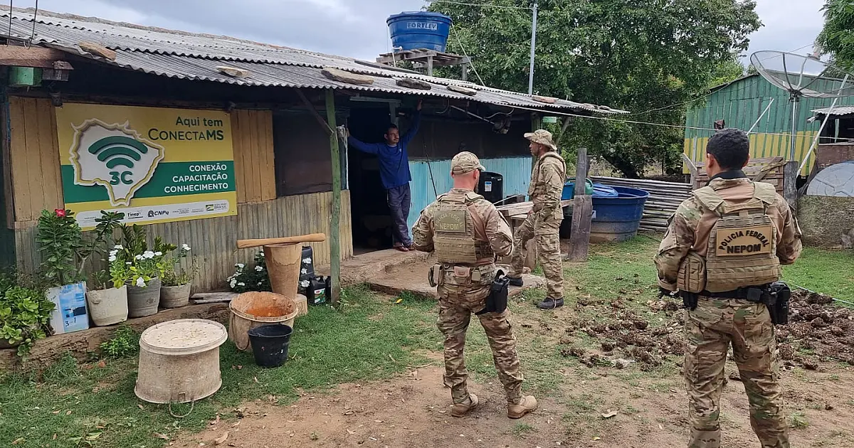 Polícia Federal realiza operação de fiscalização na calha norte do Rio Paraguai em Corumbá