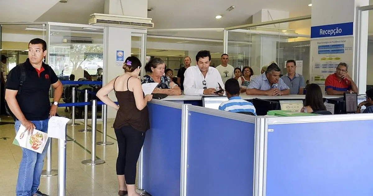 Bancos e lotéricas só abrem na quarta