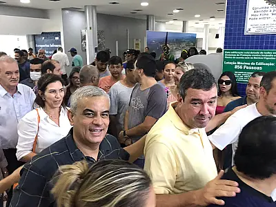 Eduardo Riedel chega em Corumbá com recepção calorosa