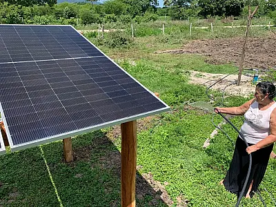 Placas solares fornecerão energia para irrigar plantações no Assentamento 72