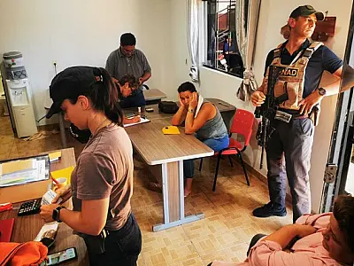Agência antidrogas prende quatro por lavagem de dinheiro do tráfico na fronteira