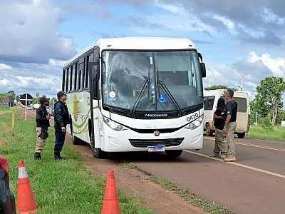 Fiscalização realiza 370 abordagens e apreende cinco veículos irregulares