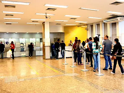 Sancionada lei que assegura ao consumidor informações sobre serviços bancários gratuitos