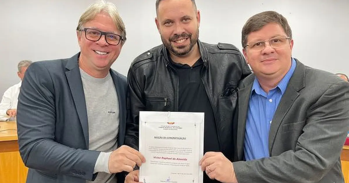 Ligas, escolas de samba e blocos são homenageados na Câmara pelo sucesso do carnaval 2022