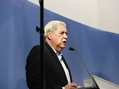 Justiça rejeita recurso e mantém absolvição de André por não aplicar R$ 427 milhões na saúde