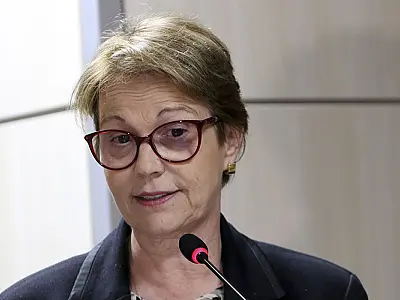 Brasil tem fertilizantes até outubro, garante Tereza Cristina